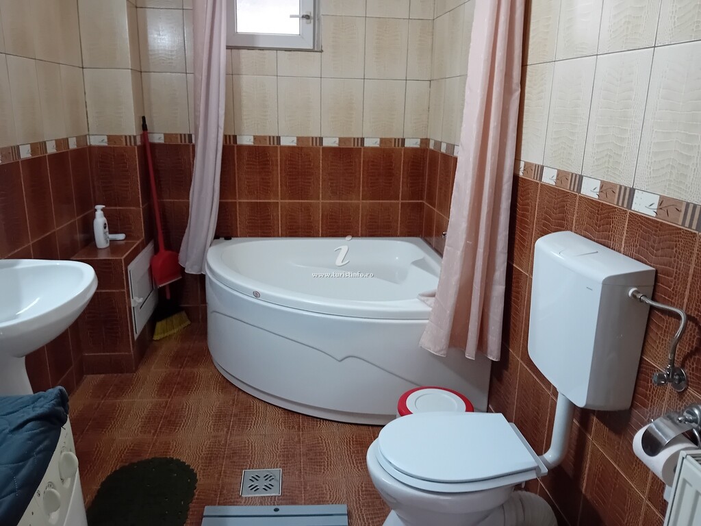 Vila Adam