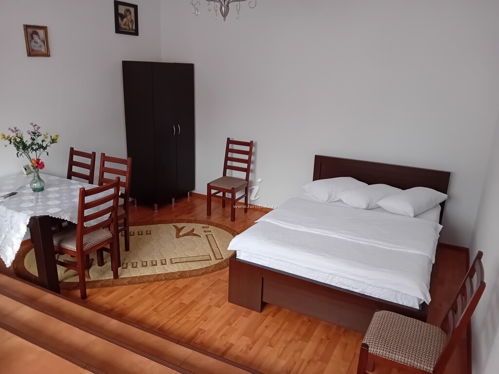 Vila Adam