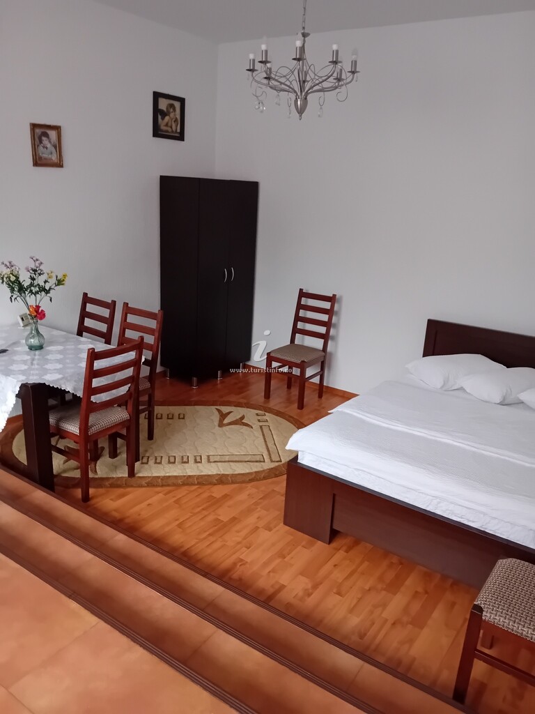 Vila Adam
