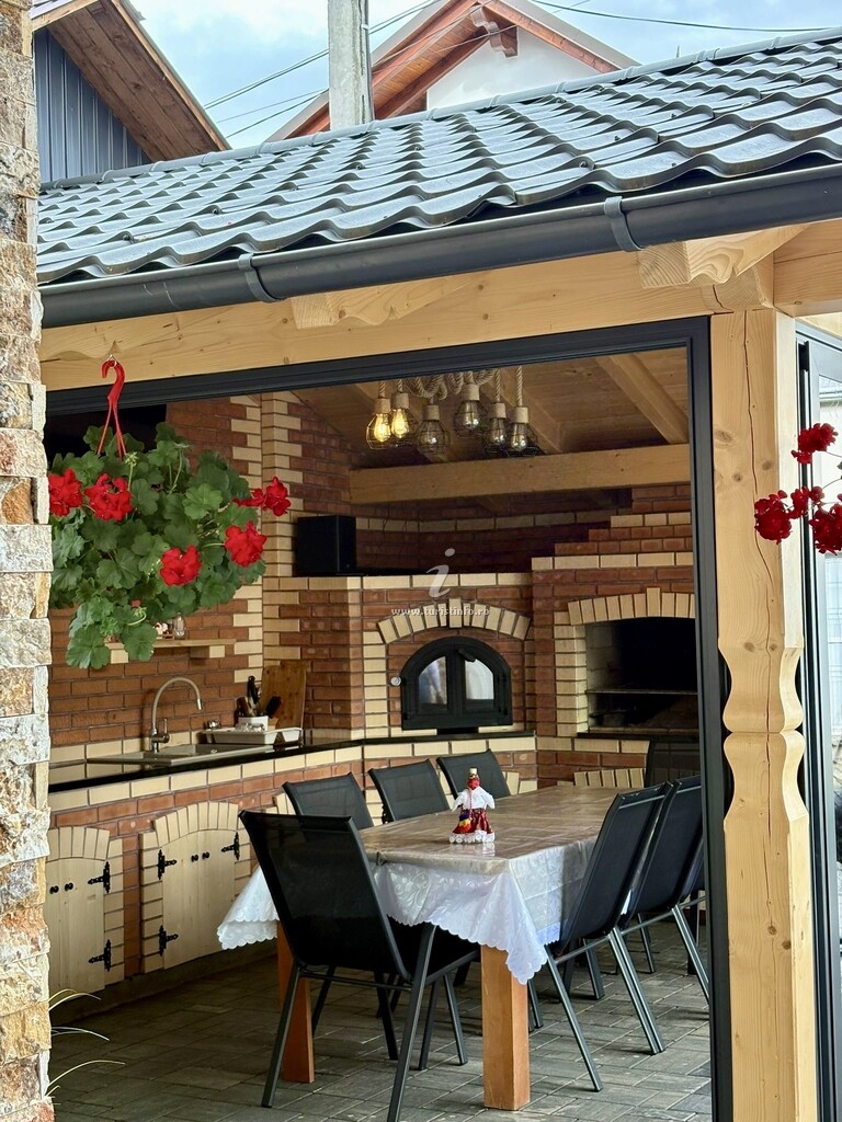 Casa Cuza