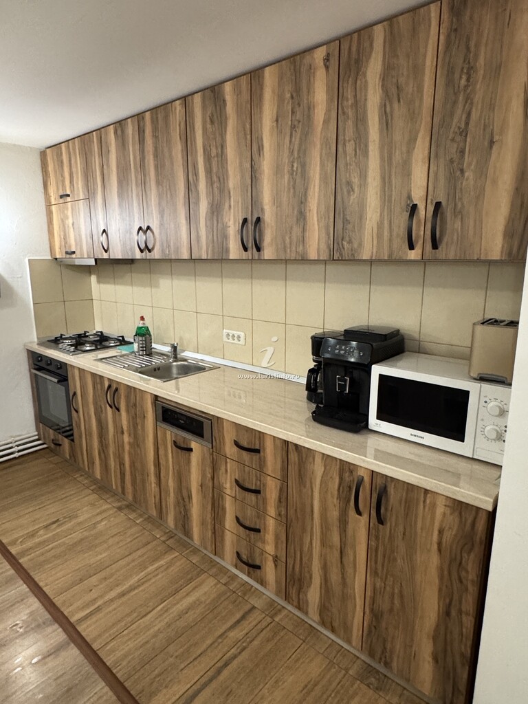 Camere de închiriat Roxmar II