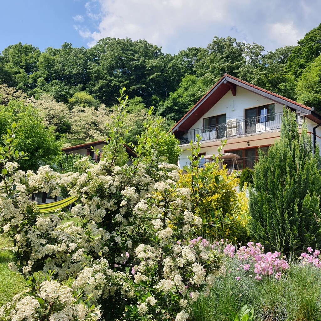 Natura Apartmens