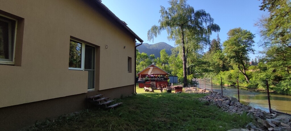 Casa de vacanță Casa de Oaspeți Olt - Part Vendeghaz