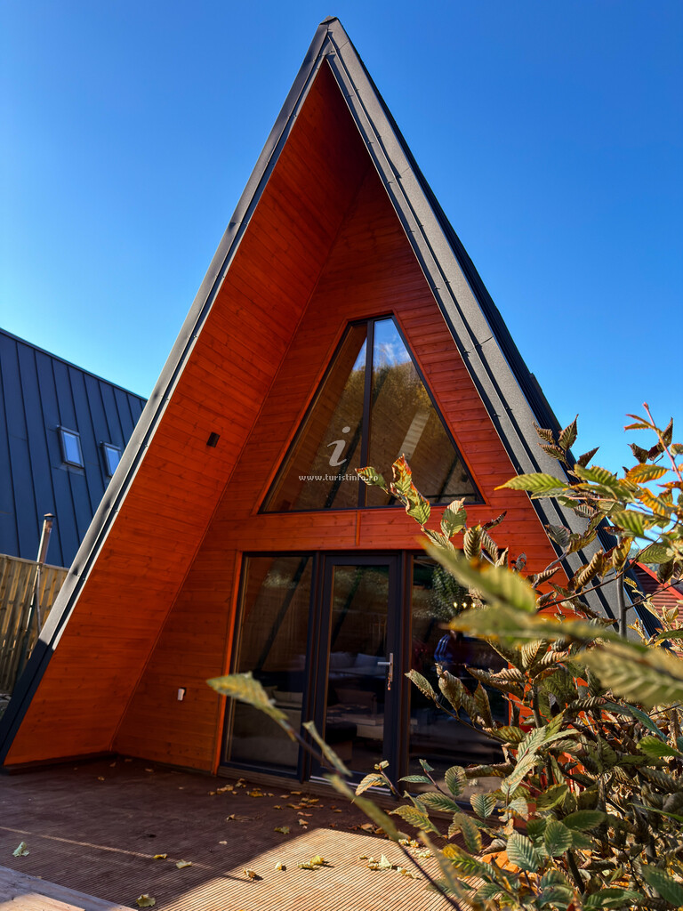 A-frame Macko's Cabin