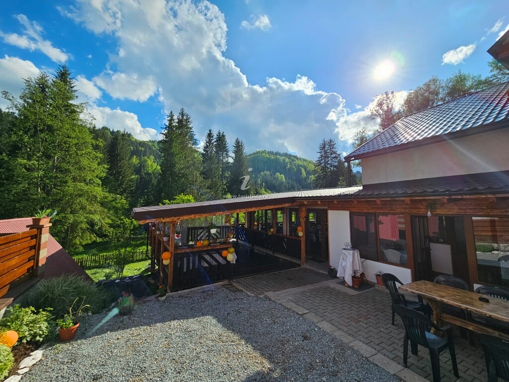 Pensiunea Casa Iunia