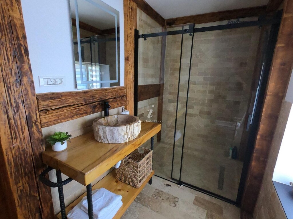 Cabana WildGlowLodge
