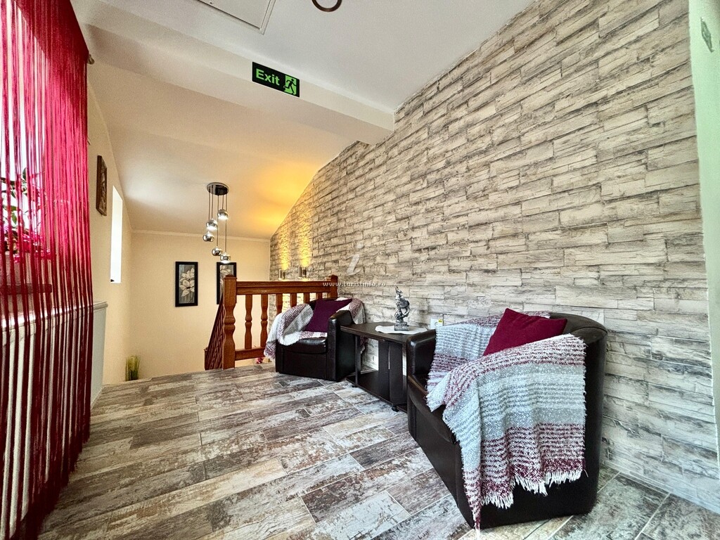 Casa Adrian