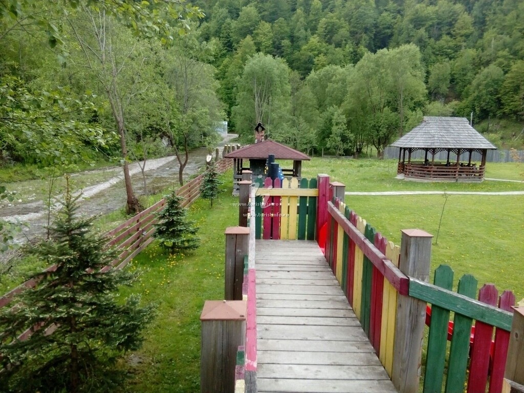 Pensiunea Montania