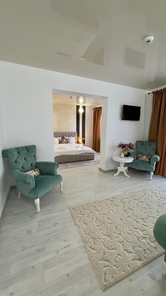 Hotel Lebada
