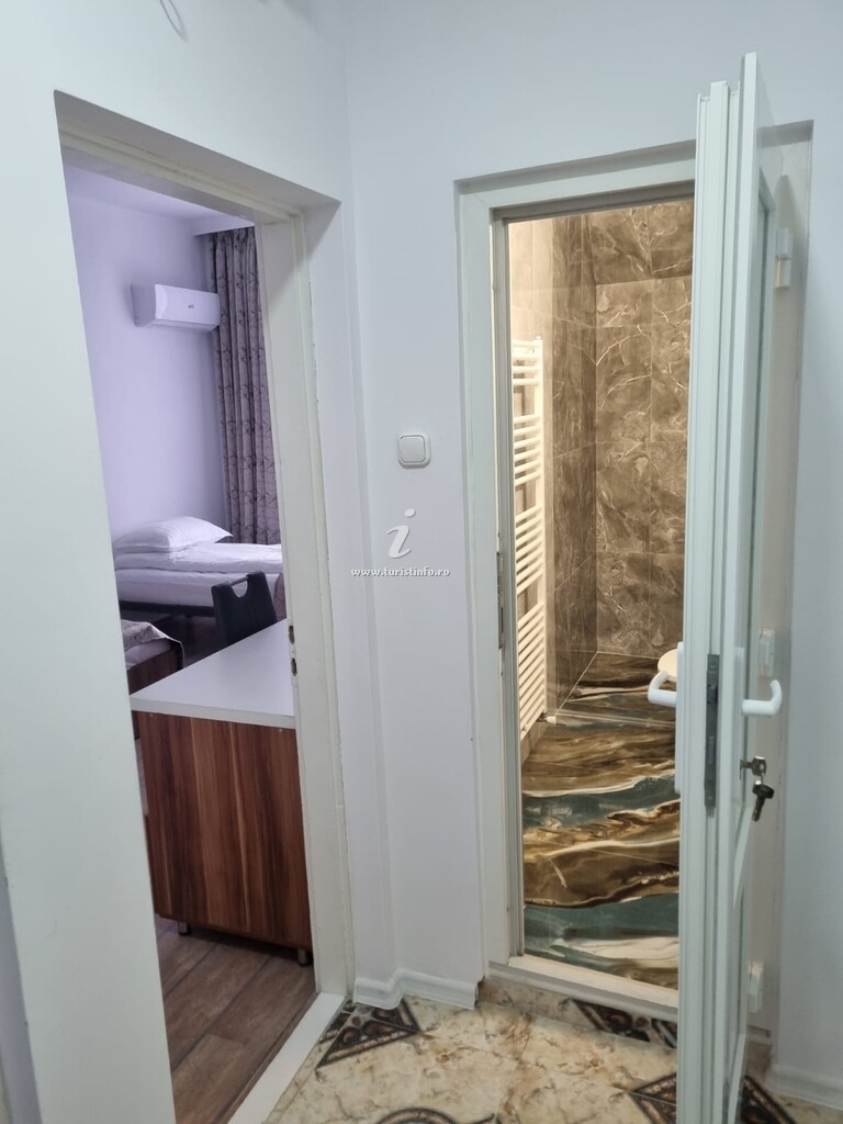 Camere de închiriat Unilux