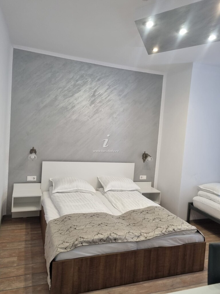Camere de închiriat Unilux