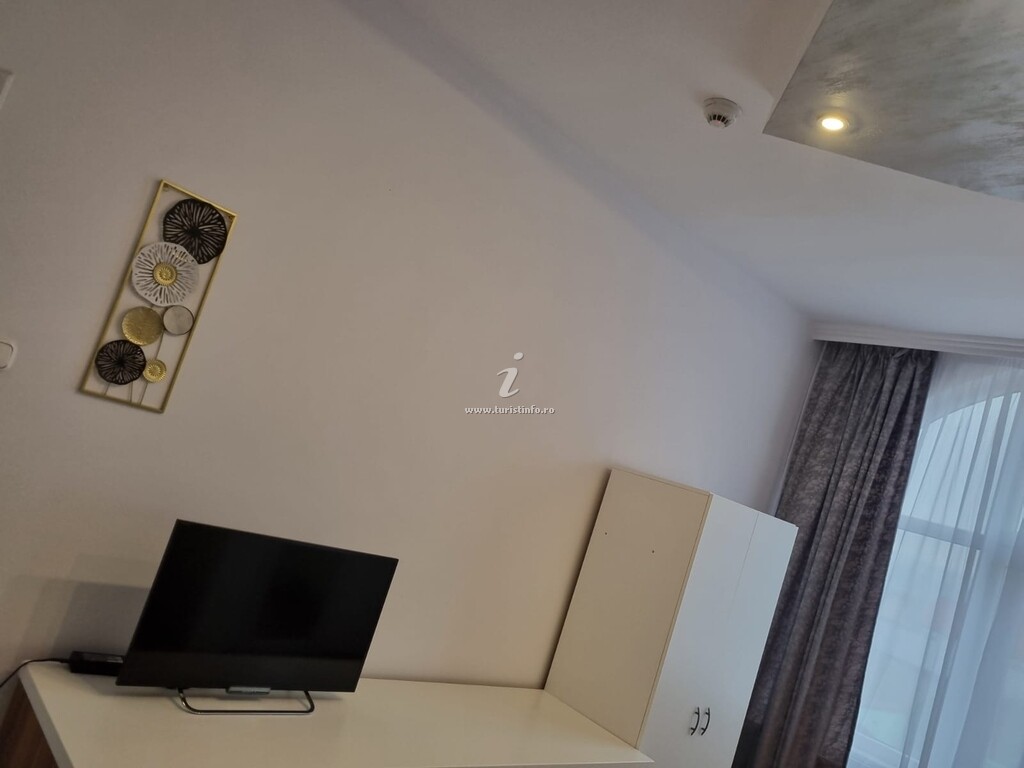 Camere de închiriat Unilux
