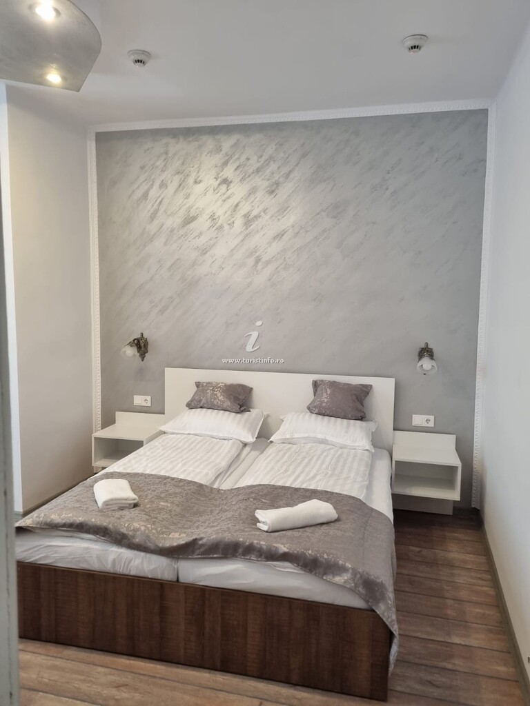 Camere de închiriat Unilux