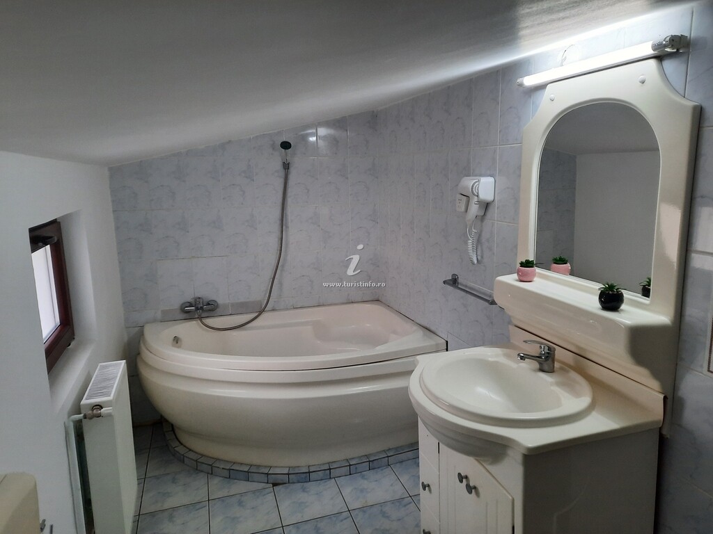 Căsuța Pădurarului