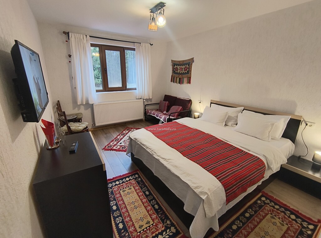Casa Poiana Sașilor