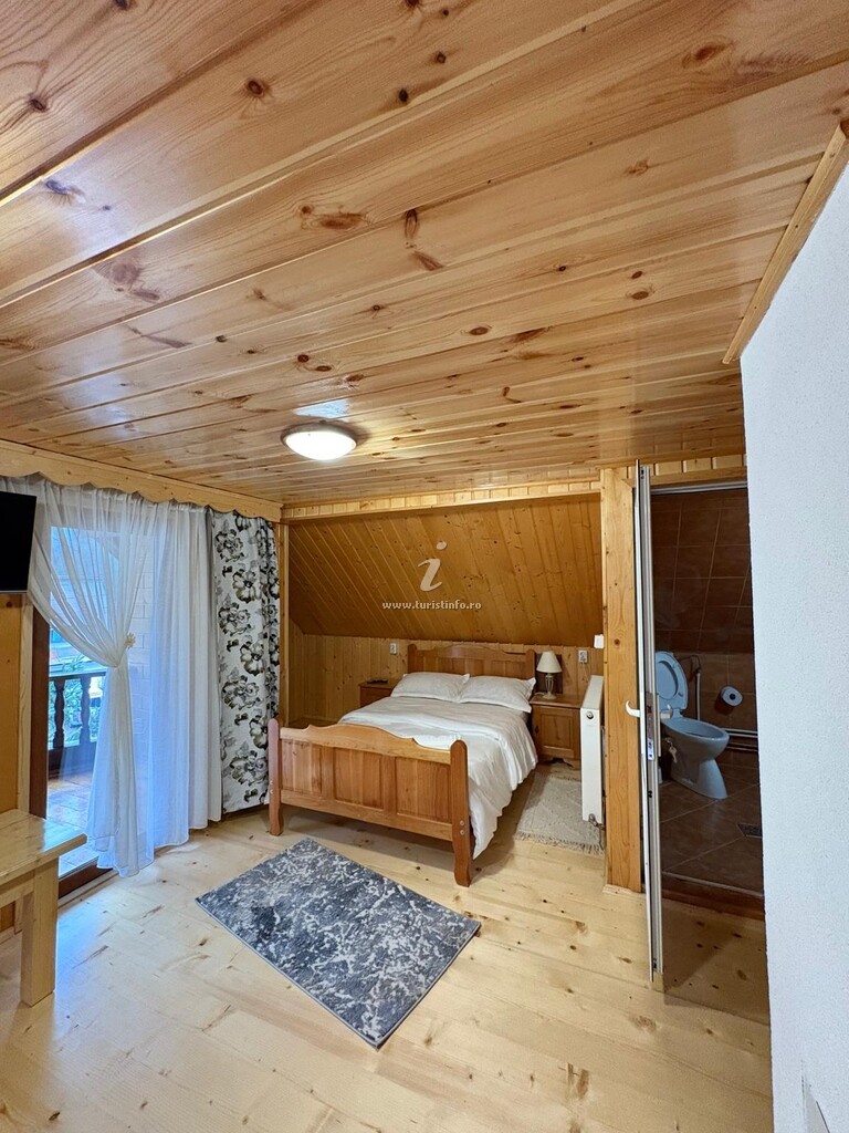 Camere de închiriat Cerbul Apusean