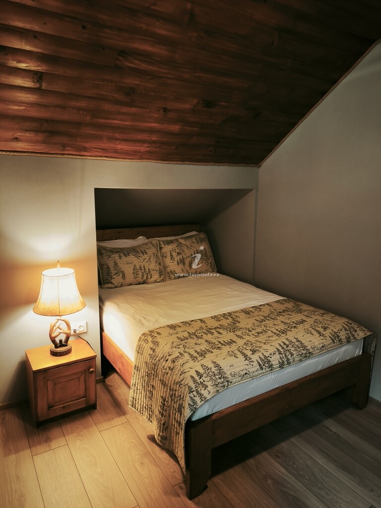 Pensiunea Valmont Lodge