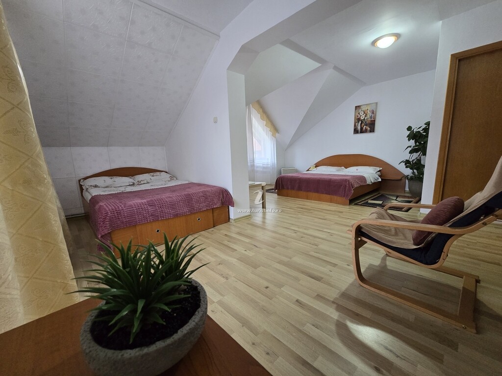 Pensiunea Valea Albă