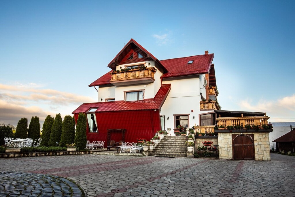 Cabana Turistică Băile Oglinzi