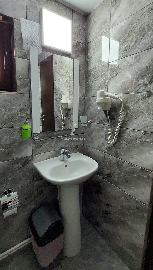 Cabana Dochița 2
