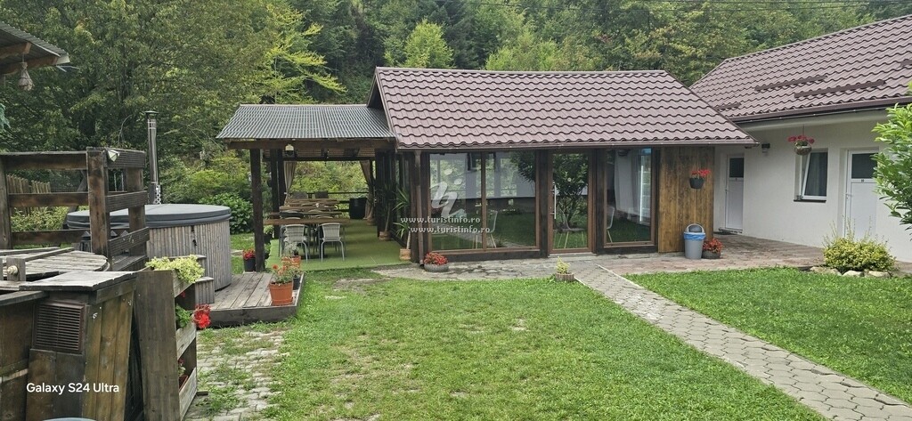 Camere de închiriat Casa Popa's