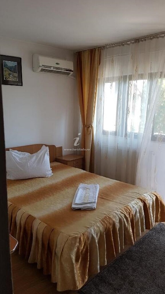 Pensiunea Riviera Vâlceană