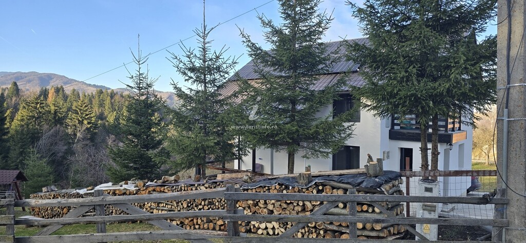 Casa Eftinca
