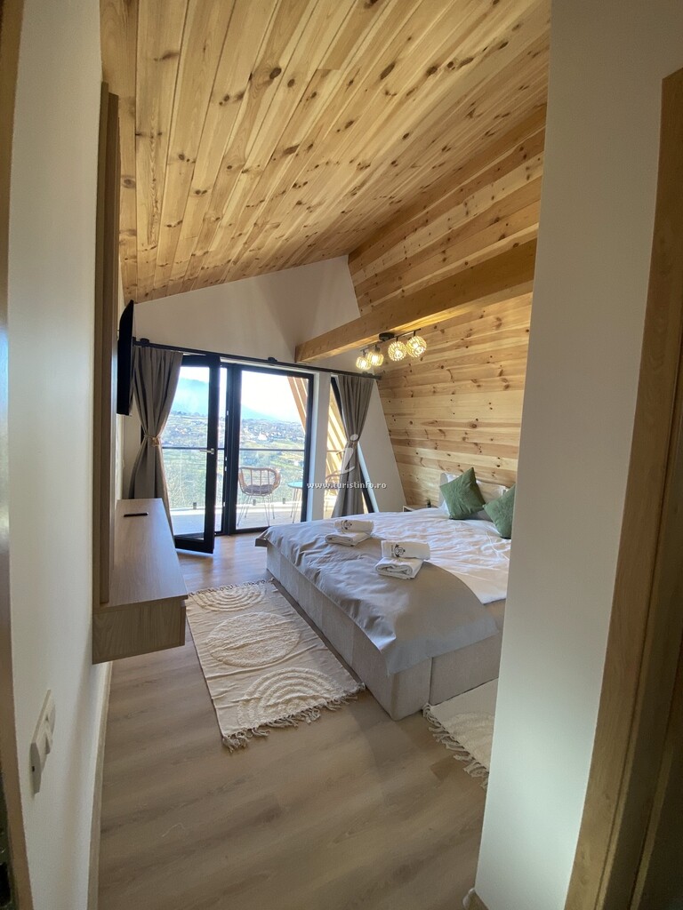 Cabana Royal Hill