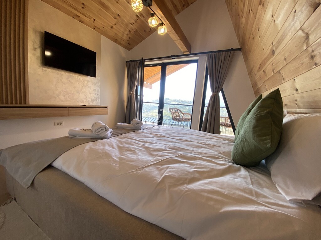 Cabana Royal Hill