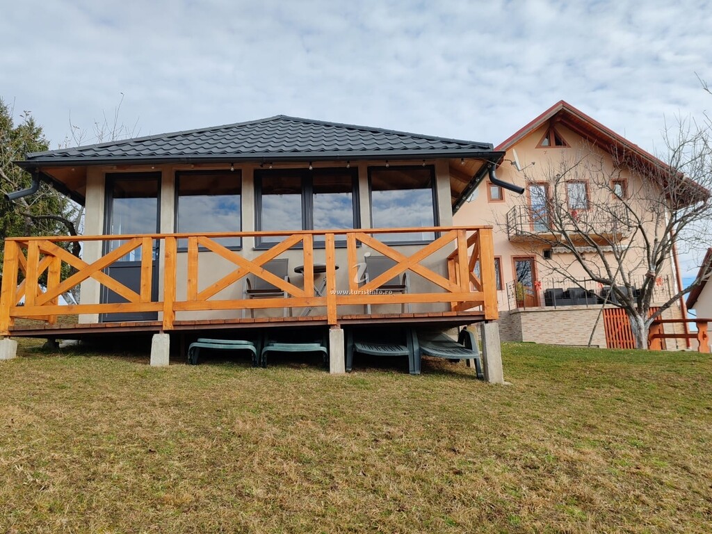 Casa Felinarul Munților