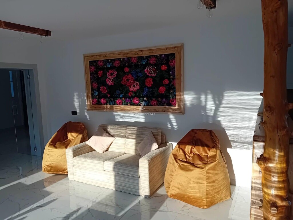 Casa Colț de Maramu