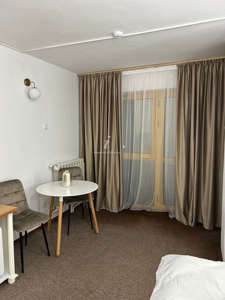 Camere de închiriat Montana Inn