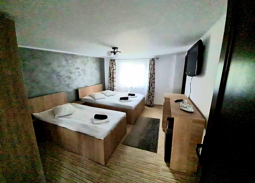 Vila Ostrov Căciulata