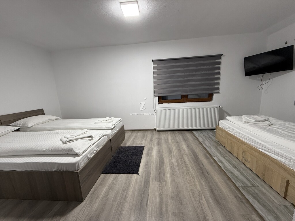 Casa Lupilor 2 Vidraru