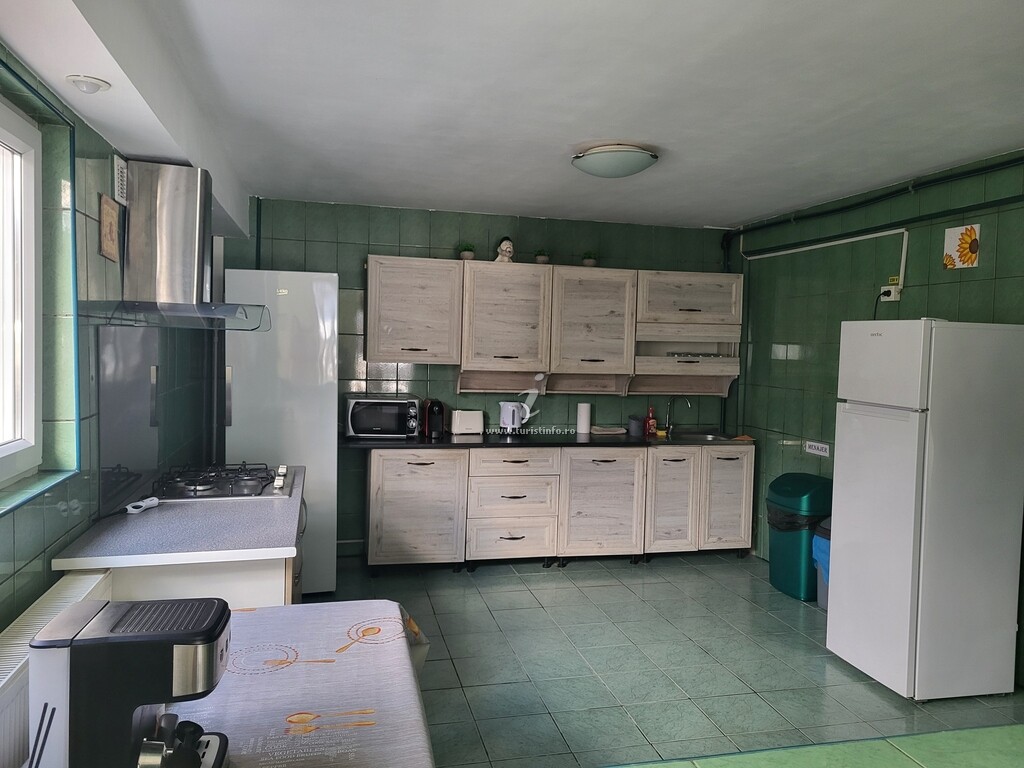 Camere de închiriat Casa Ana Serena
