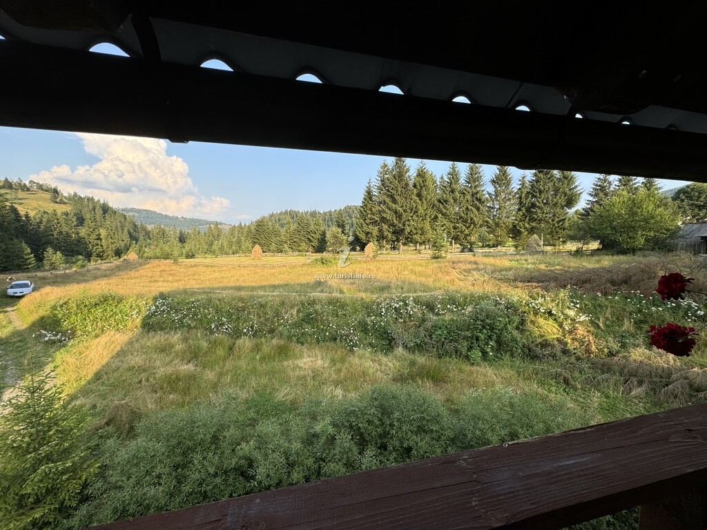 Pensiunea Valea Galbenei
