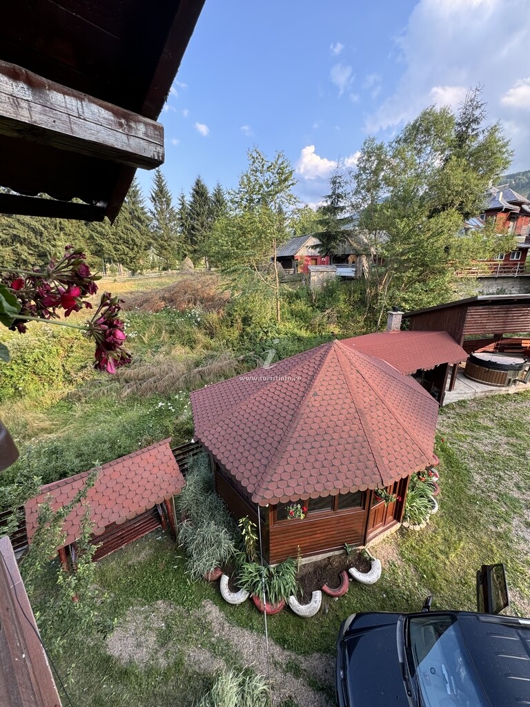Pensiunea Valea Galbenei