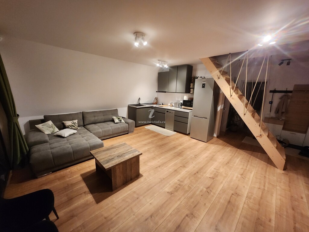 A-frame Fox Cabins