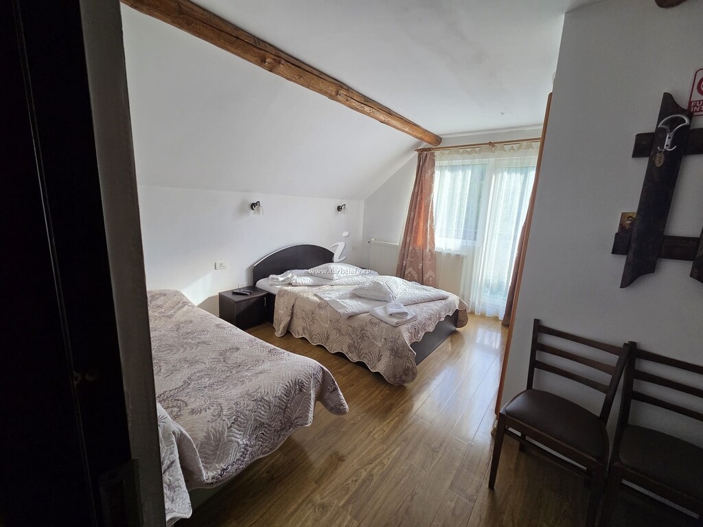 Camere de închiriat Casa de la Muntele Craiului