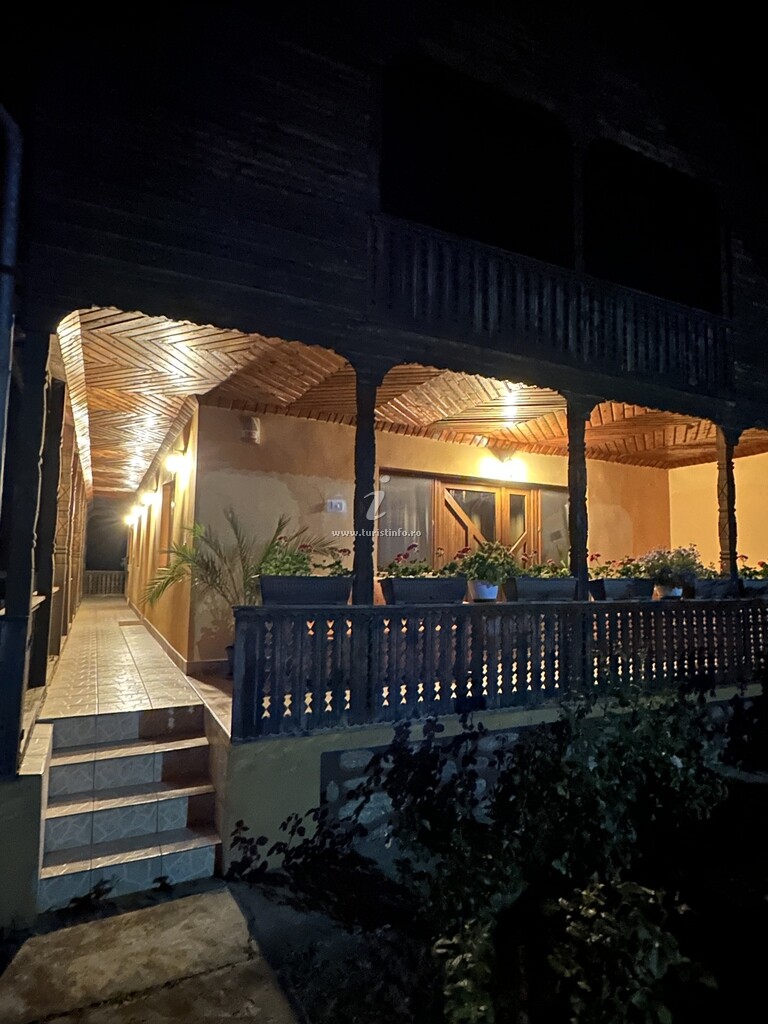 Casa Mărul Auriu