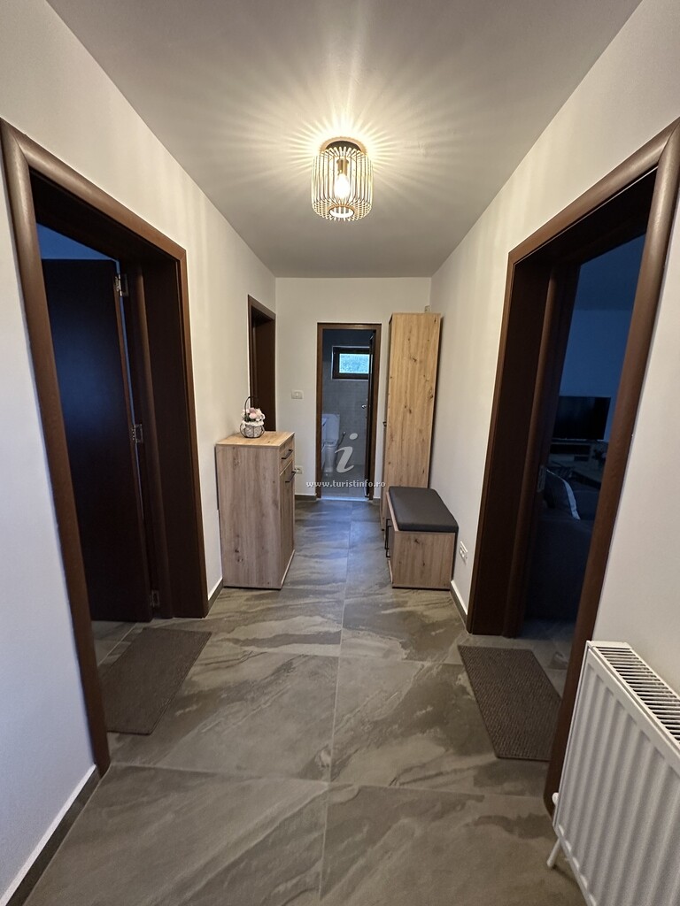 Casa Mărul Auriu
