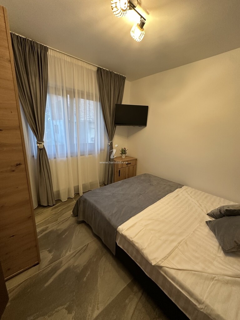 Casa Mărul Auriu