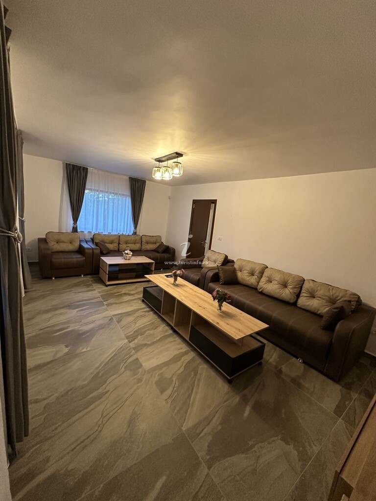Casa Mărul Auriu
