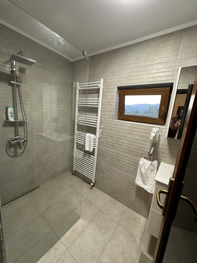 Casa Mărul Auriu