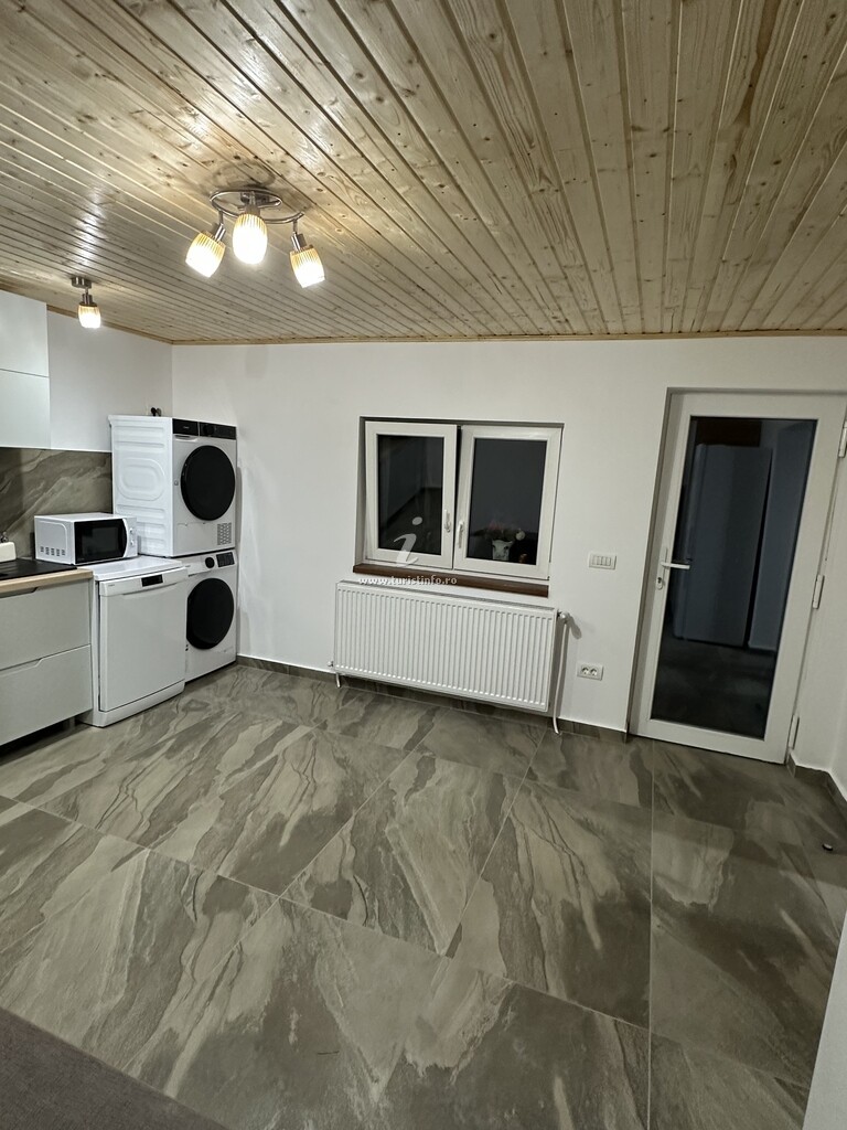 Casa Mărul Auriu