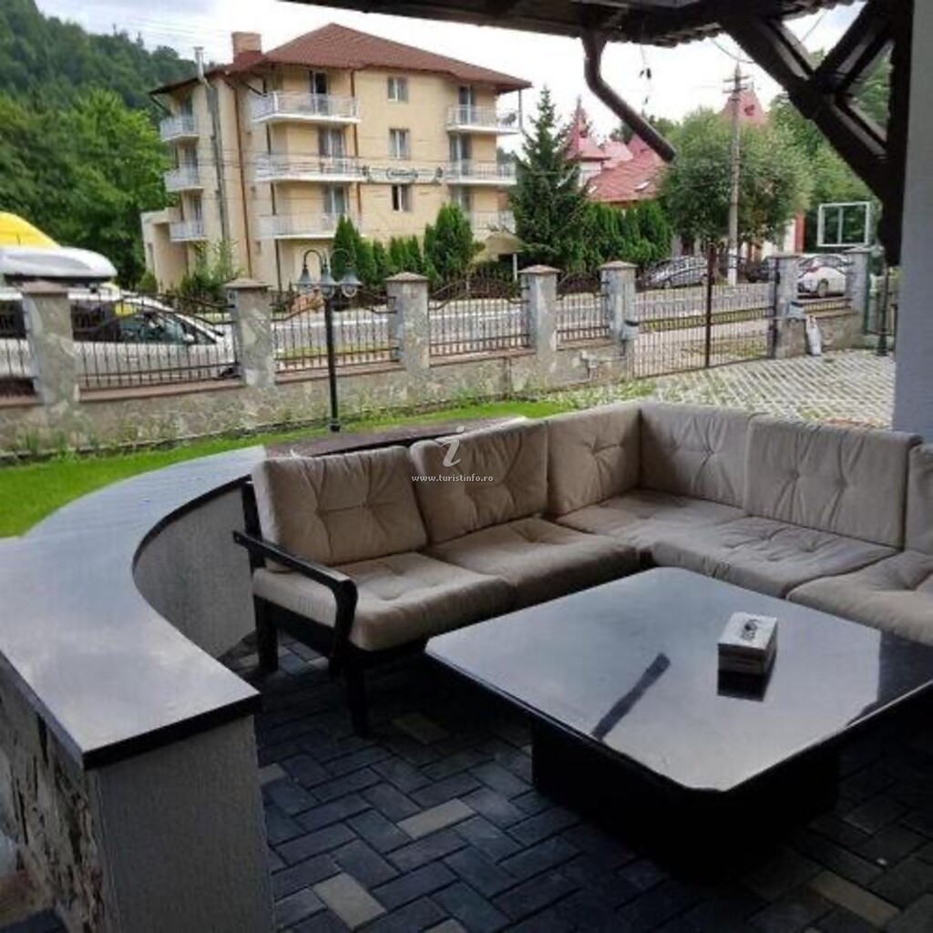 Camere de închiriat White Wood Chalet