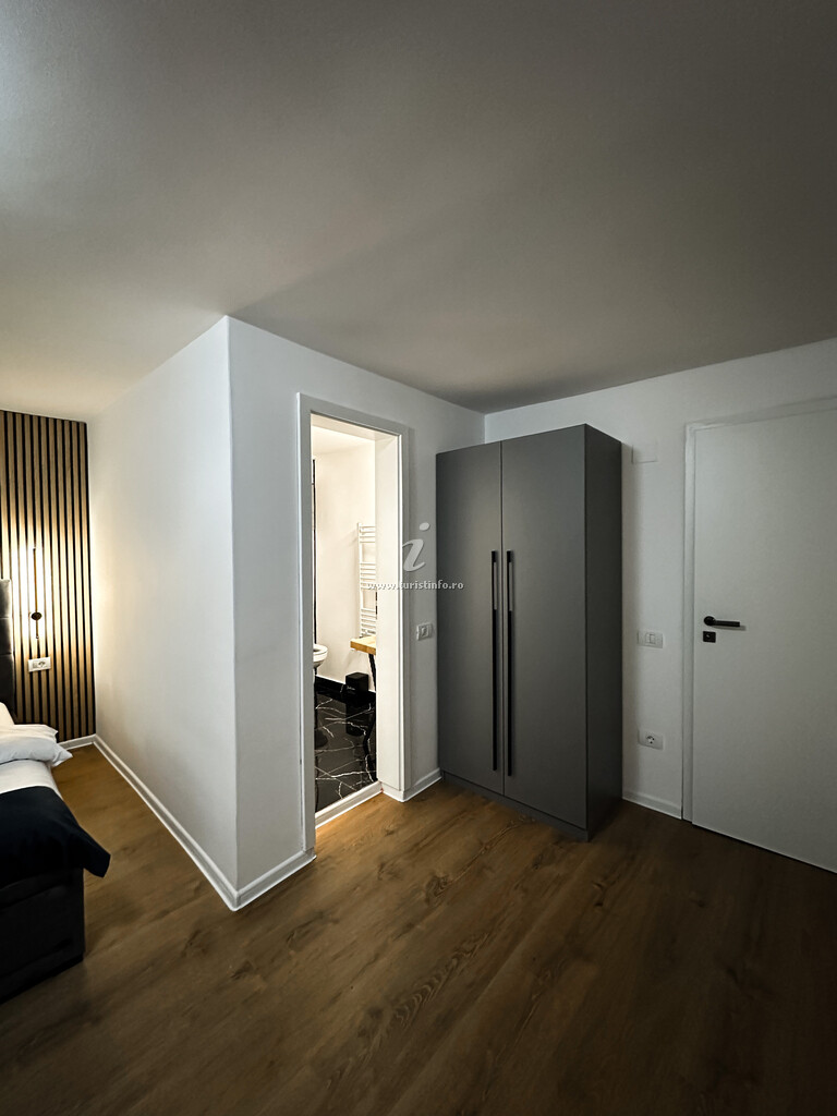 Pensiunea Forest House