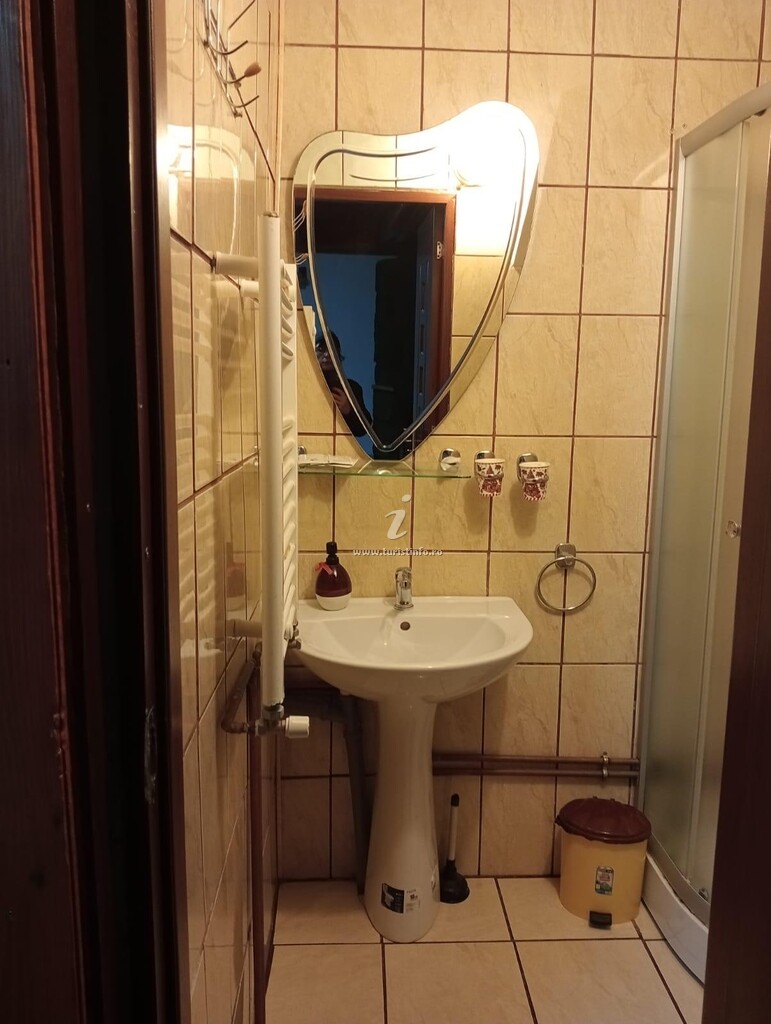 Căsuța Paterău