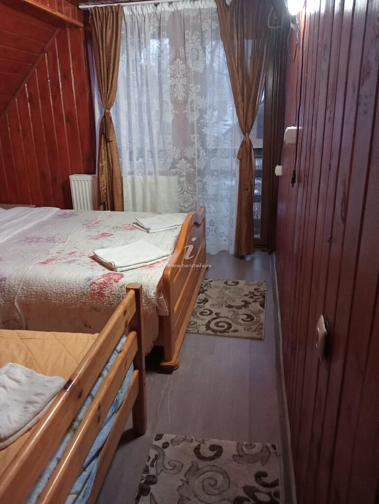 Căsuța Paterău