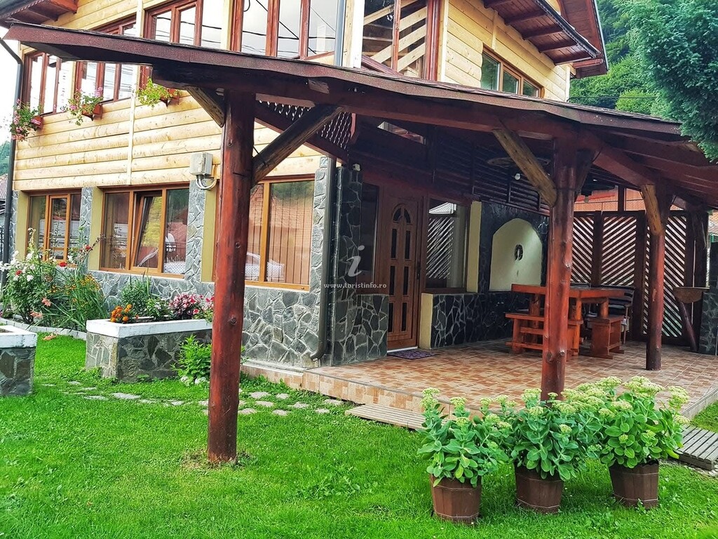 Pensiunea Roxy